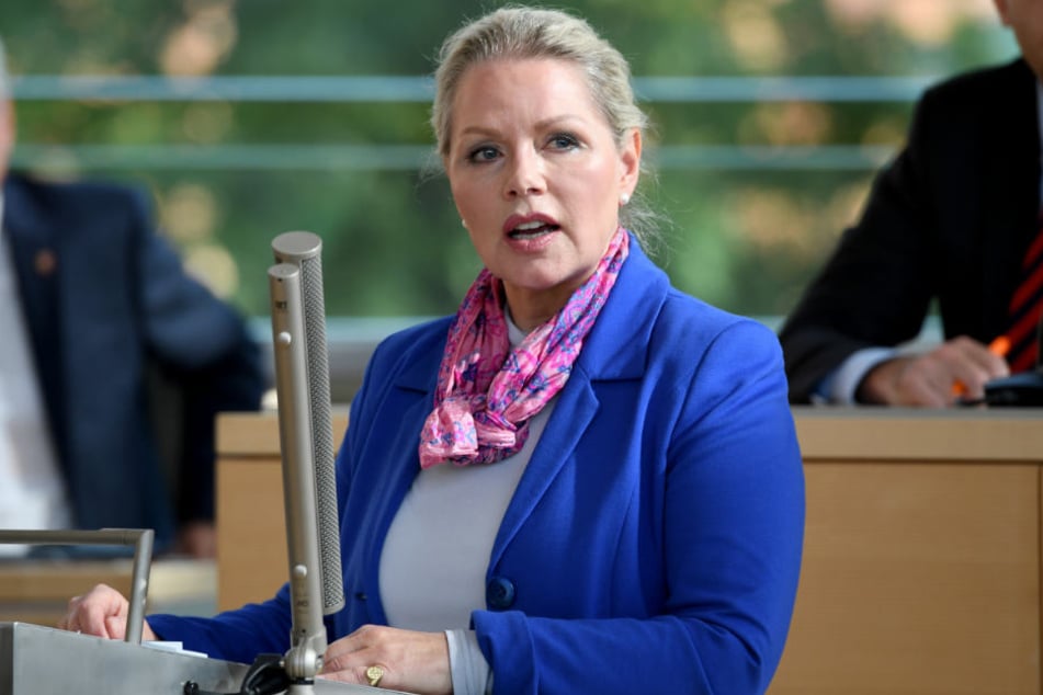Doris von Sayn-Wittgenstein (AfD) spricht während einer Aktuellen Stunde im Landtag Kiel.