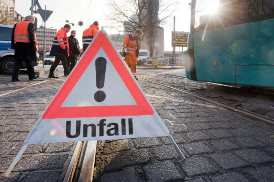 Wie es zu dem Unfall kam, ist noch unklar (Symbolfoto).