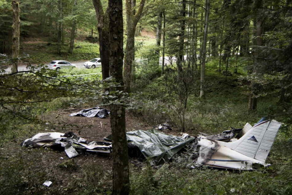 Thomas Wagner ist kurz vor seinem Tod einem dubiosen Kreditbetrug aufgesessen. In diesem Flugzeug kamen zusammen mit dem Unister-Gründer drei weitere Menschen ums Leben.