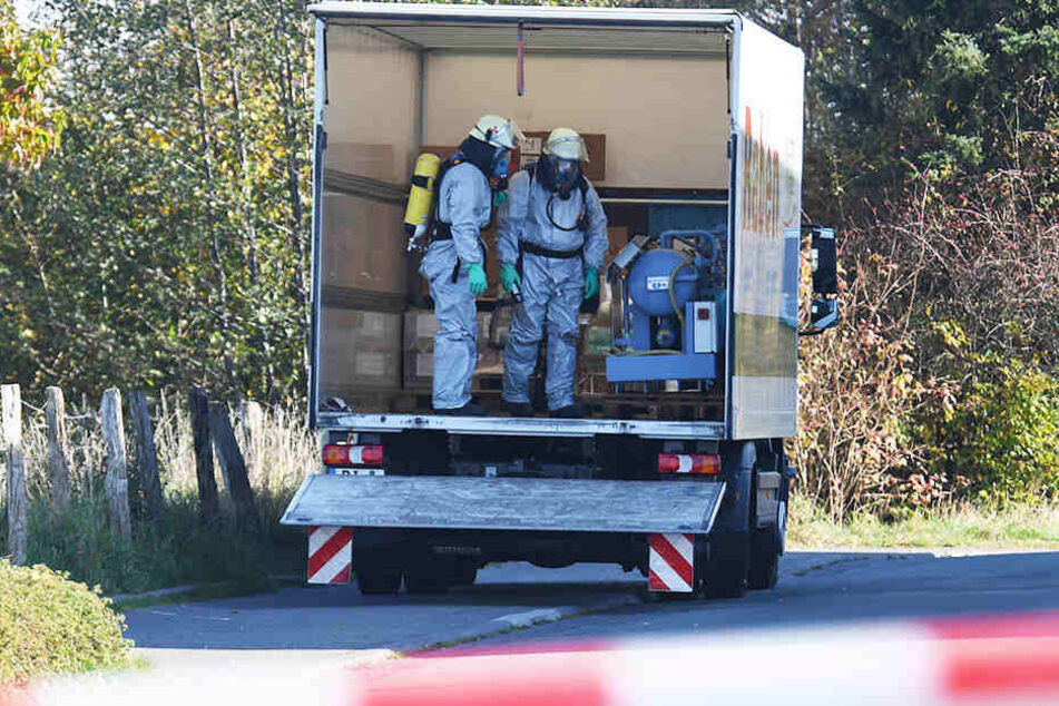 Die gesamte Graf-Zeppelin-Straße wurde wegen des ausgelaufenen Ammoniaks abgesperrt.