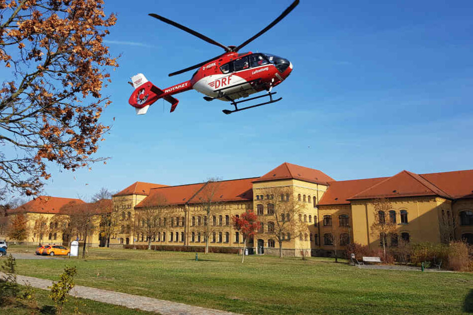 Der schwer verletzte Mann kam per Rettungshubschrauber ins Krankenhaus.