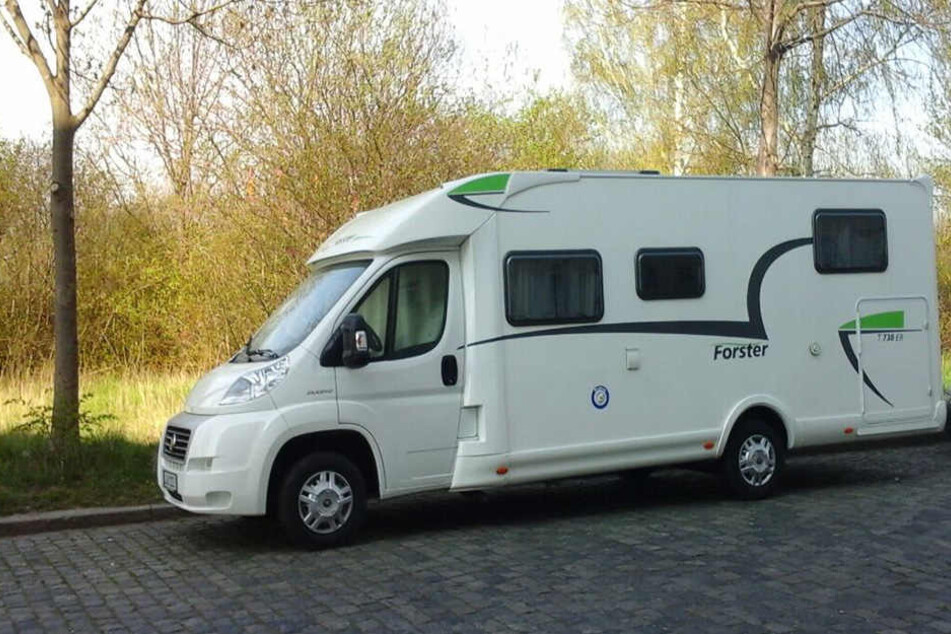 Das Fiat-Wohnmobil wurde über Nacht aus der Schladitzer Straße entwendet.