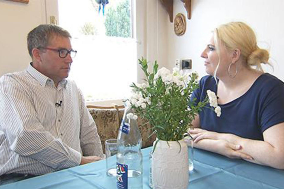 Dirk hat nichts zum Essen im Haus. Wie wird Debbie reagieren?