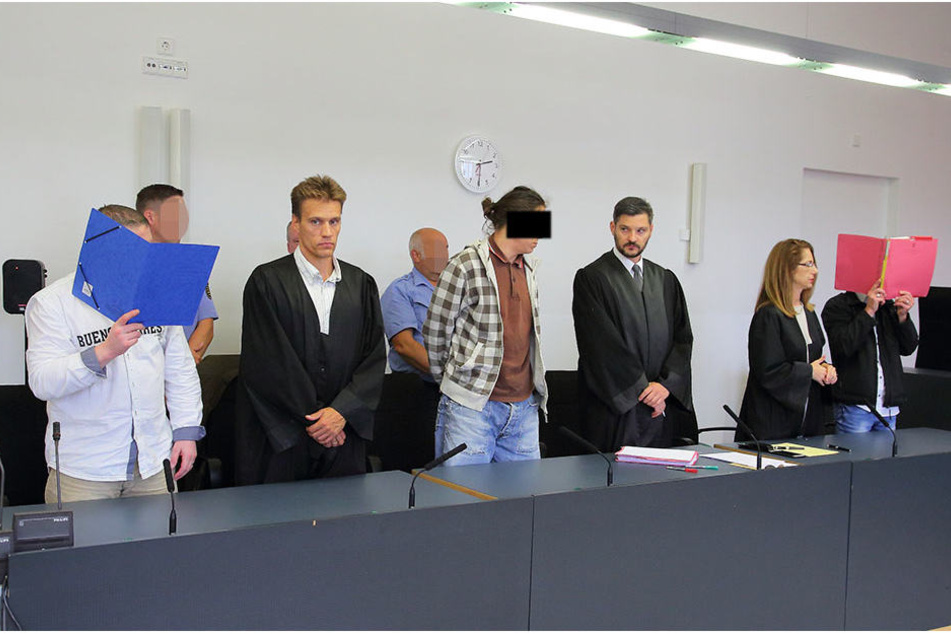 Die drei Angeklagten erhielten allesamt Haftstrafen wegen Brandstiftung.