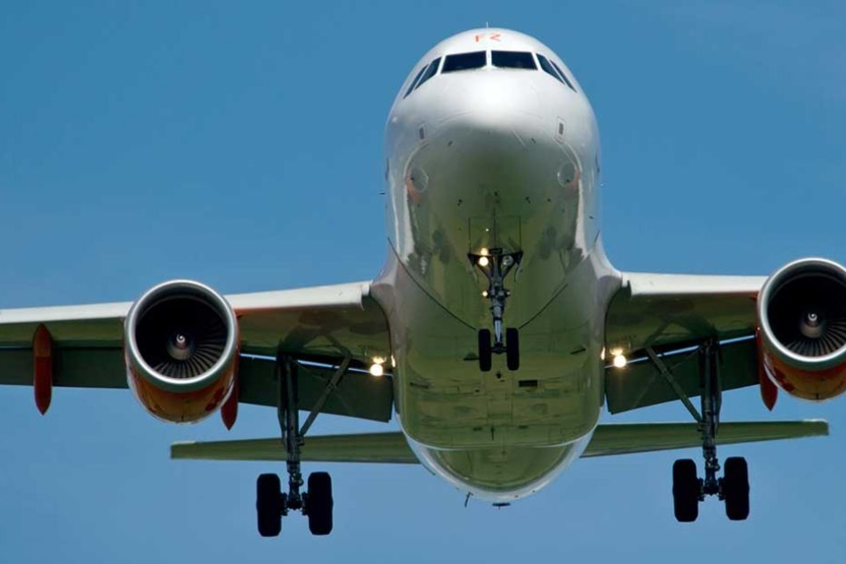 Immer wieder kommt es in Berlin zu Laser-Pointer-Angirffen auf Flugzeuge.