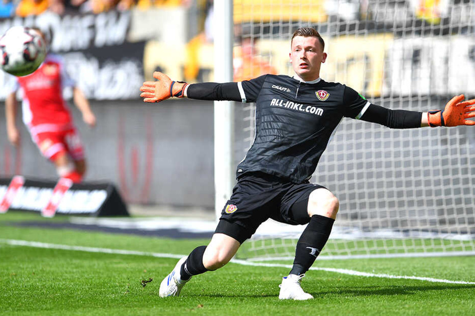 Noch trägt Markus Schubert im Training das Dynamo-Trikot. Und welches in der nächsten Saison?