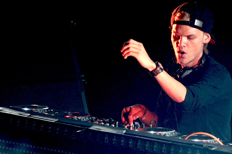 Avicii ist im Alter von nur 28 Jahren verstorben - er hatte auf den Touren monatelang Schmerzen.