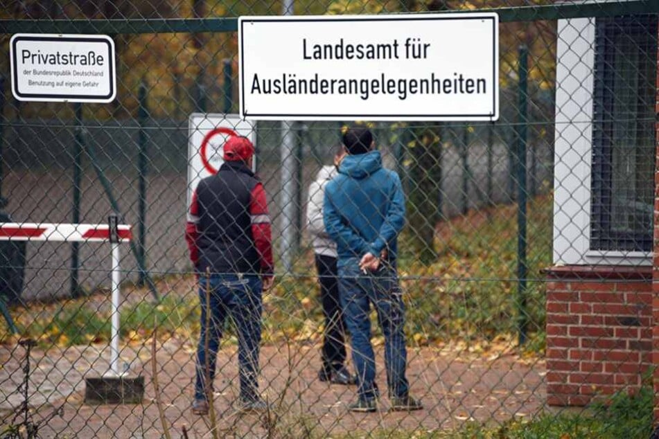 Viele minderjährige Flüchtlinge verschwinden einfach aus den Unterkünften und werden nach 24 Stunden als vermisst gemeldet.