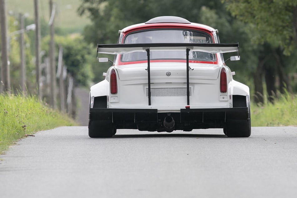 Der umgebaute Trabant kann sich auch von hinten sehen lassen.
