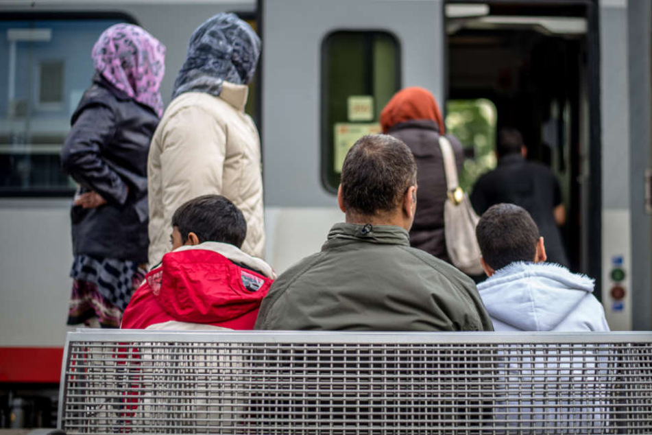 Damit die Verwandten der Flüchtlinge nach Deutschland kommen konnten, gaben zahlreiche Bürger eine Verpflichtungserklärung ab.