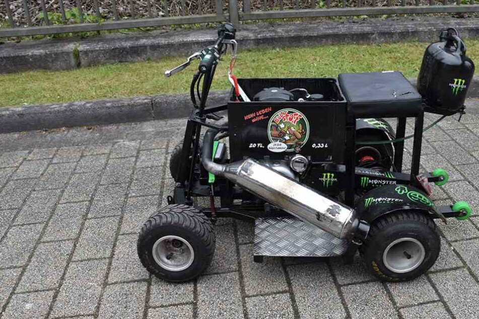 Ein Rasenmähermotor machte die Bierkiste zum Rennwagen,