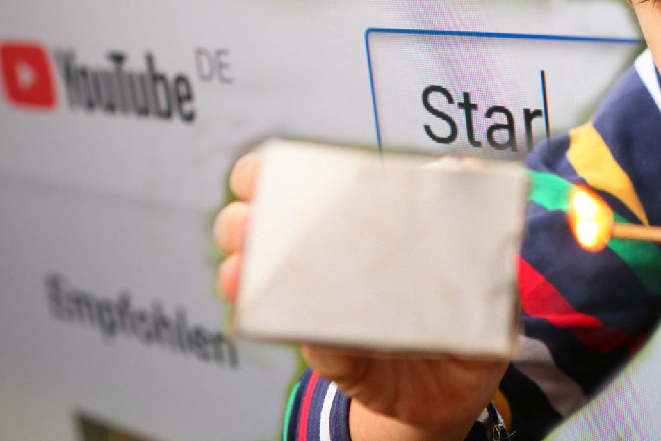 Der 10-Jährige wollte ein spektakuläres YouTube-Video drehen. Stattdessen rückte die Feuerwehr an. (Symbolbild)