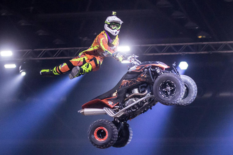 Solche Stunts locken heute Abend in das DDV-Stadion.
