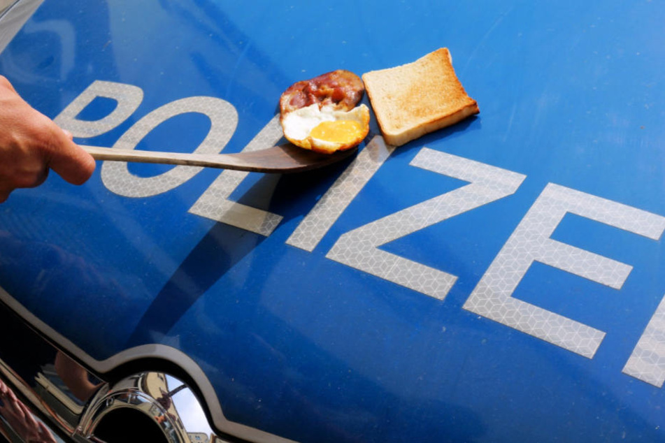 Auf der blank polierten Motorhaube kann man bei den Temperaturen auch gepflegt sein Frühstück zubereiten.