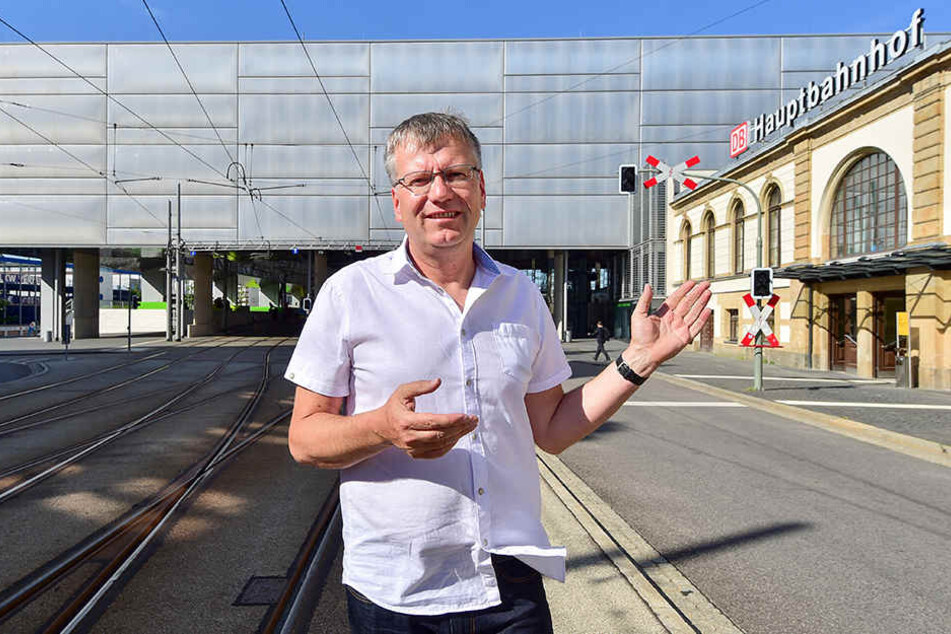 CDU-Stadtrat Falk Ulbrich (49) führt Gespräche mit dem VMS, die Nahverkehrsanbindung nach Leipzig stärker zu frequentieren.