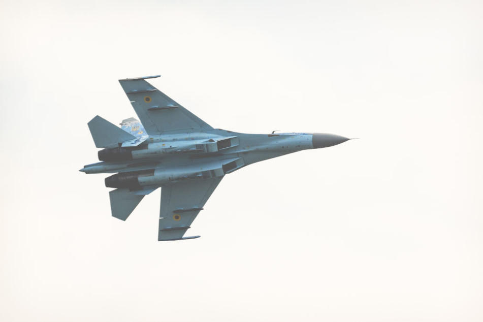 Eine SU-27 ist in der Ukraine abgestürzt. (Symbolbild)