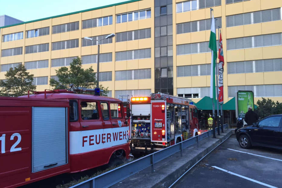 Die Feuerwehr rückte an der Feldi-Brauerei an.