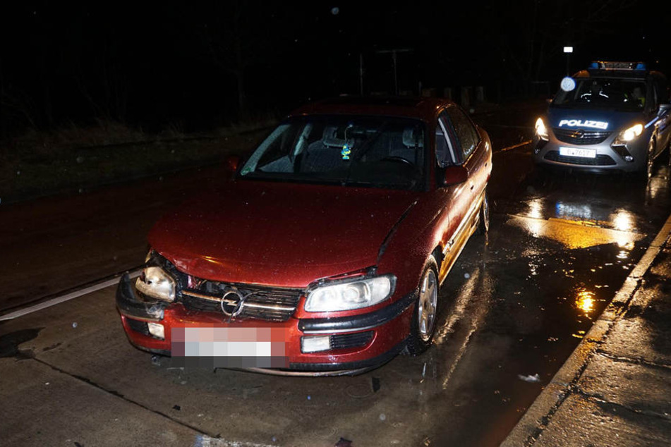 In dem Fahrzeug befanden sich auch drei Frauen.