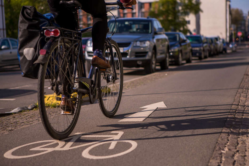 Unsicherheitsfaktor Radweg: An jeder Kreuzung kommt es zu Konflikten mit den Autofahrern.