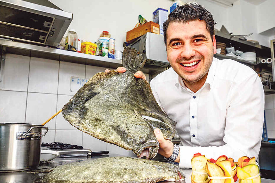 Obrad Kovanovic (30) serviert zum Kochsternstunden-Menü im „Lenz“
Steinbutt mit stehendem Ratatouille.
