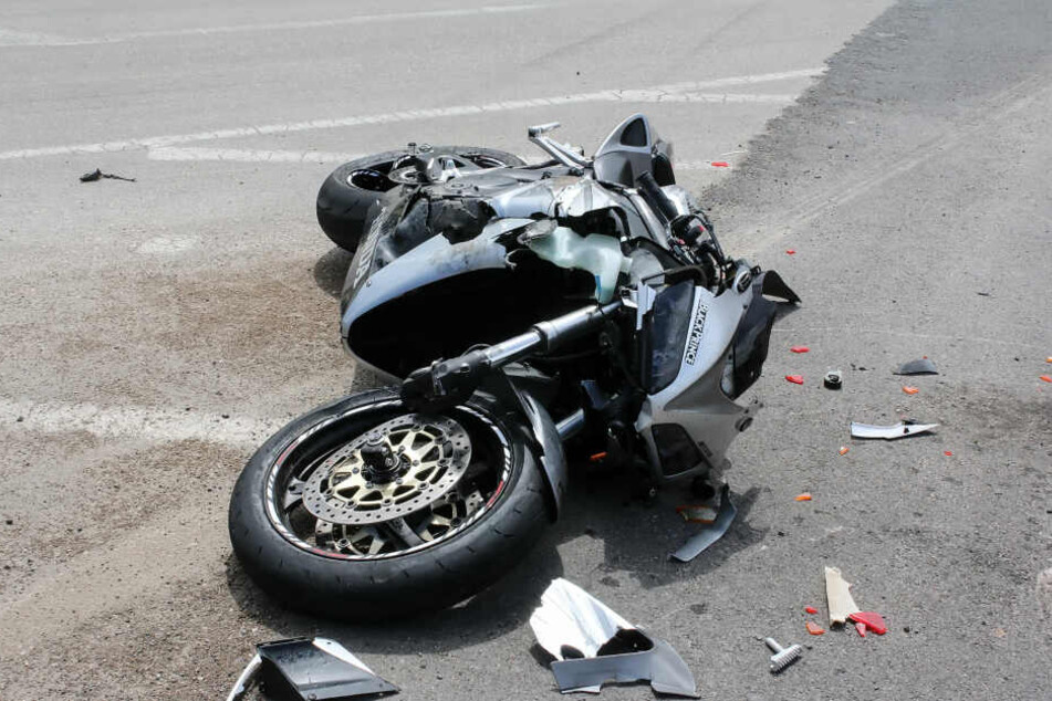 Das Motorrad (Symbolbild) wurde bei dem Unfall schwer beschädigt.