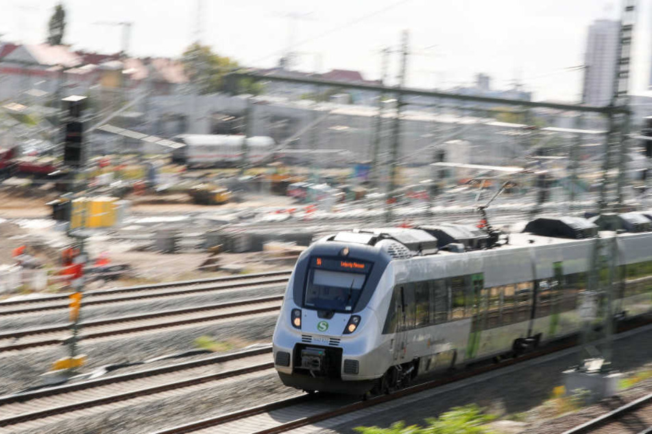 Wer bis Montag mit der S-Bahn fahren will, sollte sich gut informieren, ob diese überhaupt fährt.