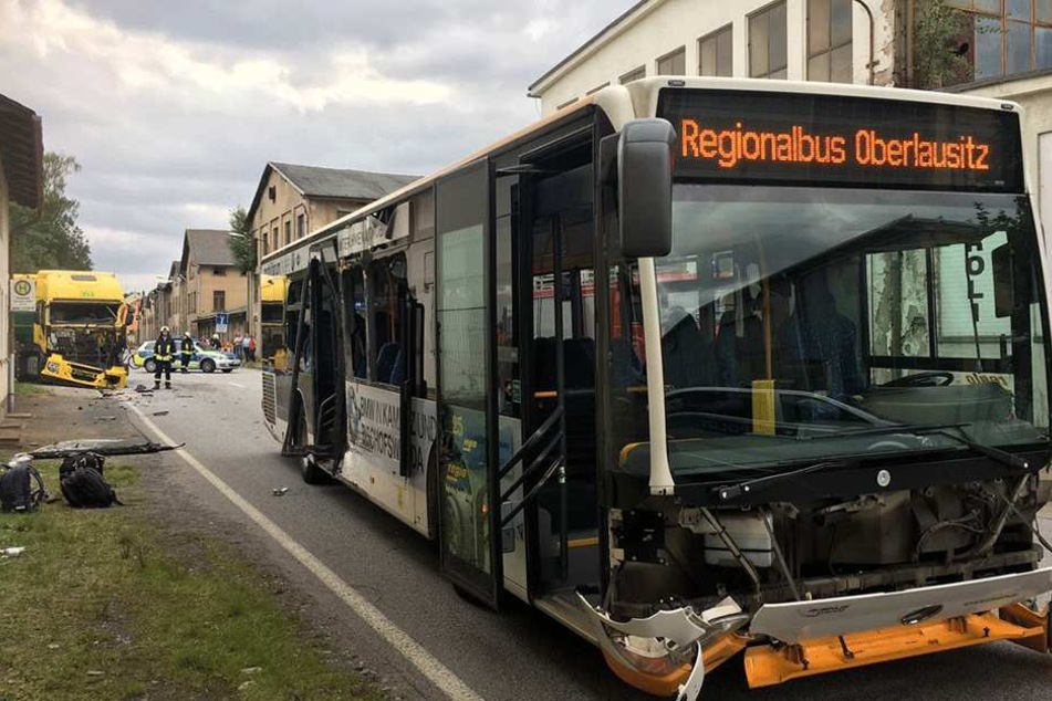 Die Polizei konnte keine genaueren Angaben über den Unfall machen.