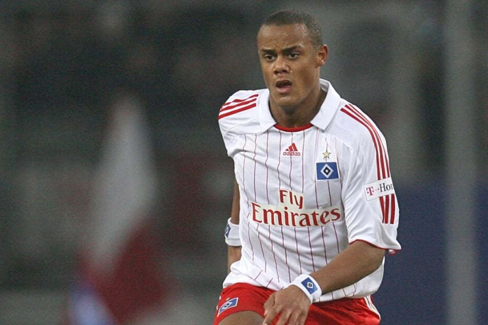 Spielertrainer der Belgier ist der ehemalige HSV-Spieler Vincent Kompany.