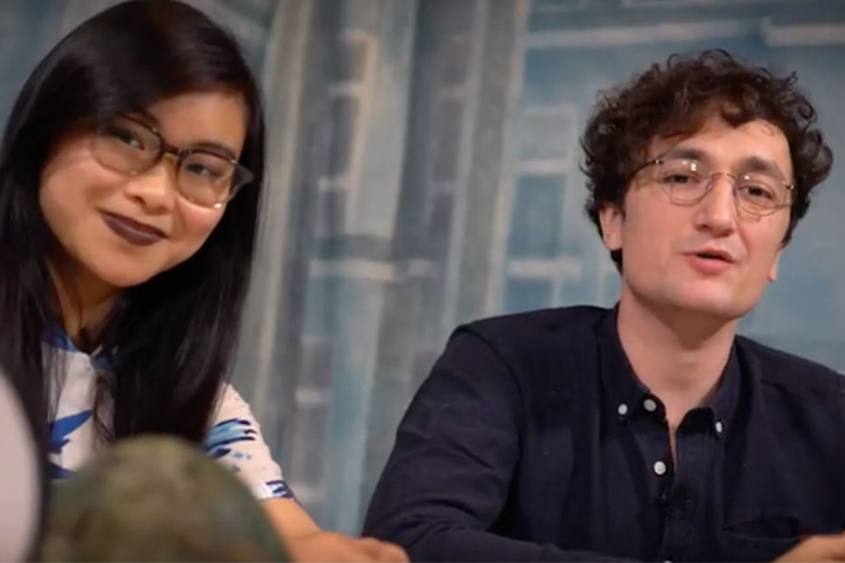 Nhi Le (l.) und Johannes Filous (r.) wollen über die Verhältnisse in Sachsen diskutieren.