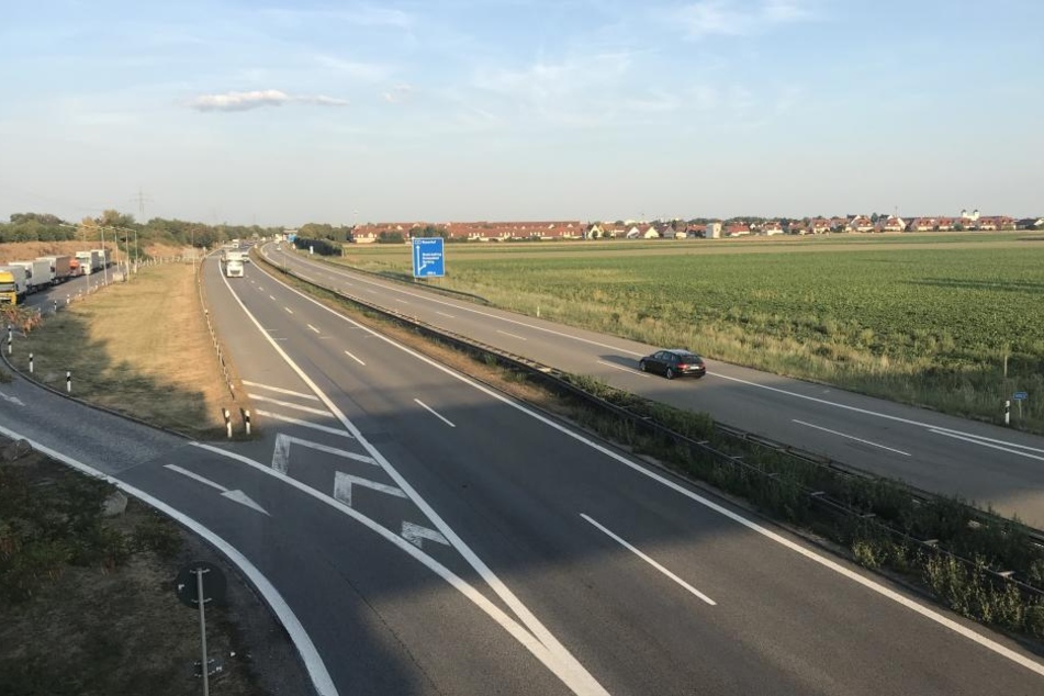 Zwischen der Anschlussstelle Regensburg Ost und Neutraubling wird die A3 gesperrt.