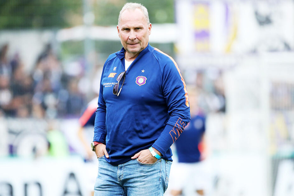 Ein Insider meint, dass Helge Leonhardt die Entlassung zu verantworten habe.