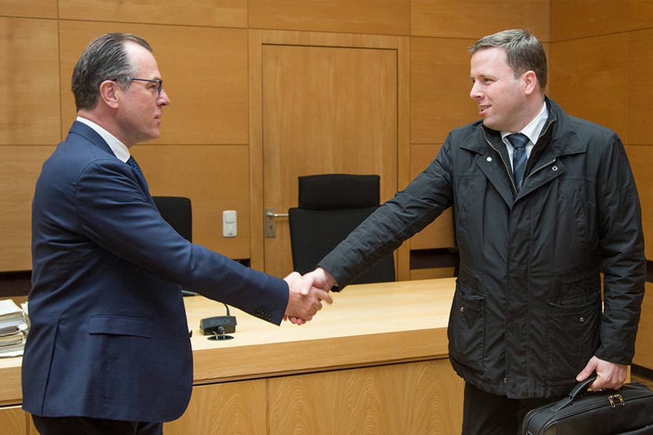 Clemens Tönnies (l.) und sein Neffe Robert (r.) streiten sich seit Jahren um die Vorherrschaft im Unternehmen.