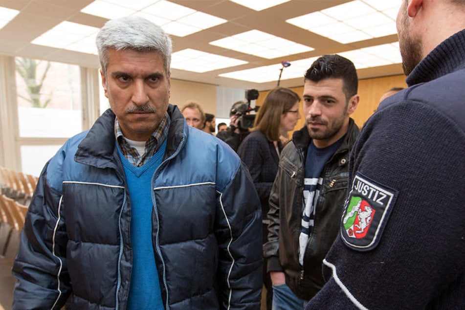 Asylbewerber Ahmad Aldarwish (links) aus Syrien hatte von der Bundesrepublik Deutschland vollen Flüchtlingsstatus gefordert. Die Klage wurde abgewiesen.