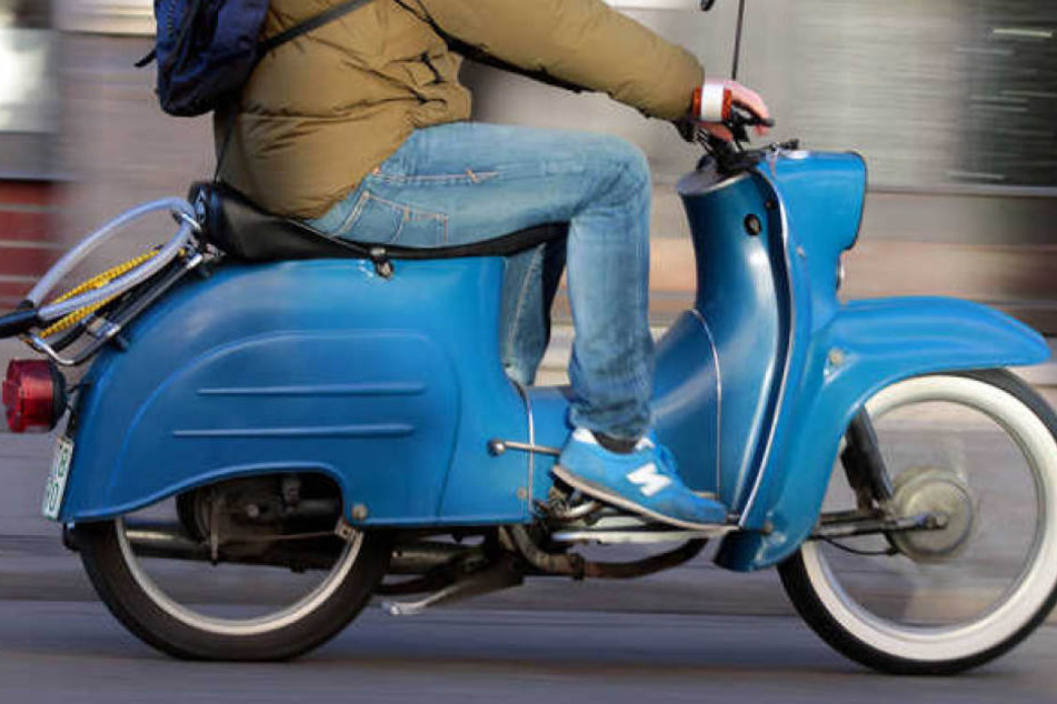 Der 31-Jährige rauschte in eine Verkehrskontrolle. (Symbolbild)