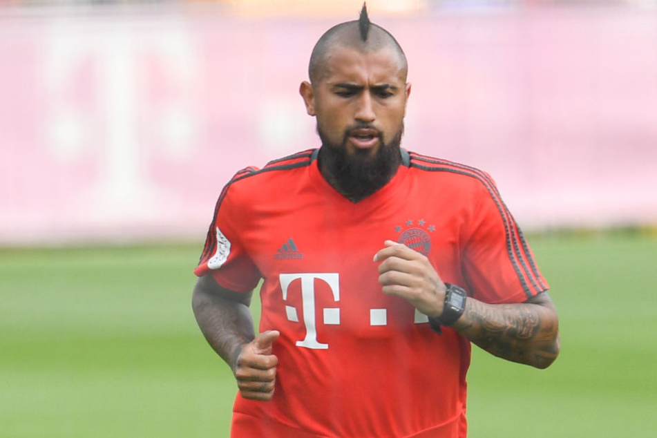 Arturo Vidal vom FC Bayern München soll vor Wechsel zum FC Barcelona stehen.