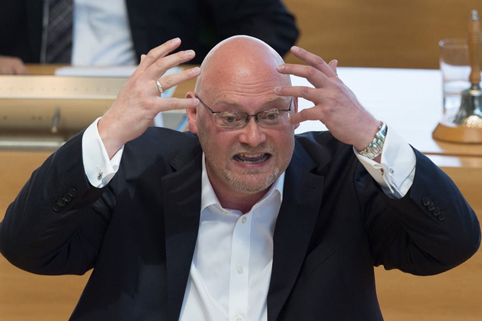 Keiner stellte mehr Anfragen als er: Enrico Stange (49, Linke). Es sei das zentrale Kontrollinstrument.