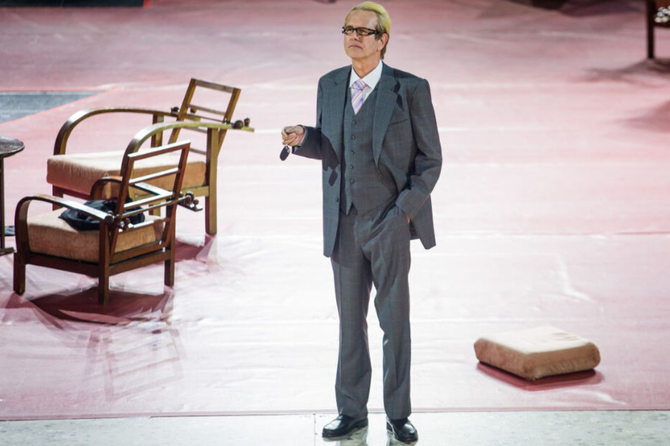 Harald Schmidt (62) spielt bei der Oper "Ariadne auf Naxos" die Sprechrolle des Haushofmeisters.