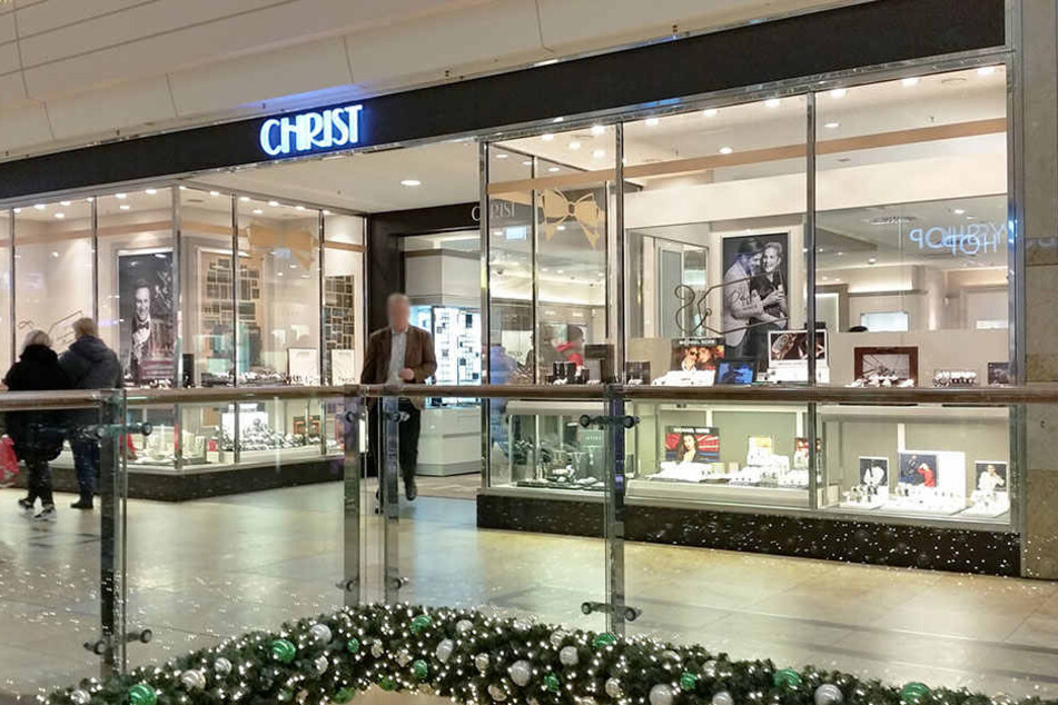 In dieser Filiale von Christ agierte fast 20 Monate eine Betrügerin