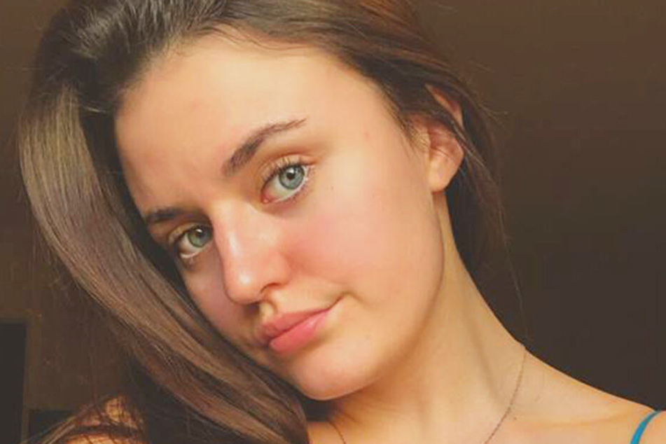 Lillie Cattell (18) war am Boden zerstört, als sie ihren Arbeitsplatz verlassen musste.