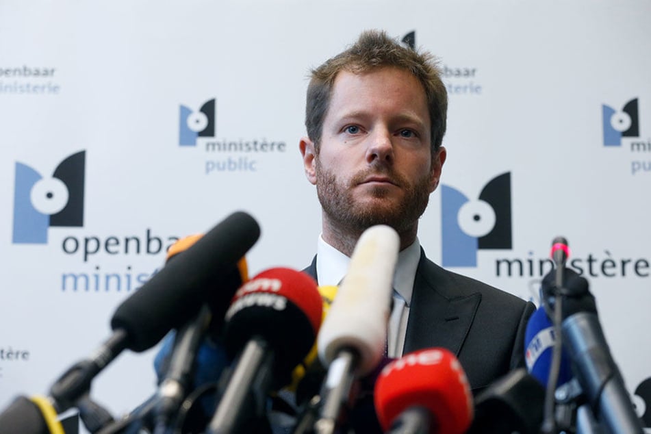 Der Vertreter der Staatsanwaltschaft, Gilles Dejemeppe, spricht am 5. November 2017 im Büro der Staatsanwaltschaft in Brüssel bei einer Pressekonferenz.