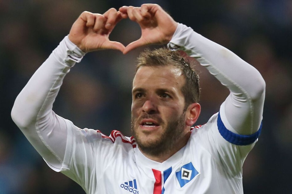 Rafael van der Vaart jubelt nach seinem Elfmeter-Treffer.