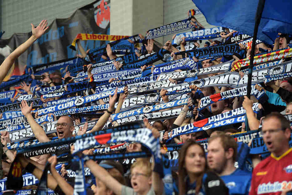 Auch die Fans kommen wieder in die Benteler-Arena. Gegen St. Pauli war es ausverkauft.
