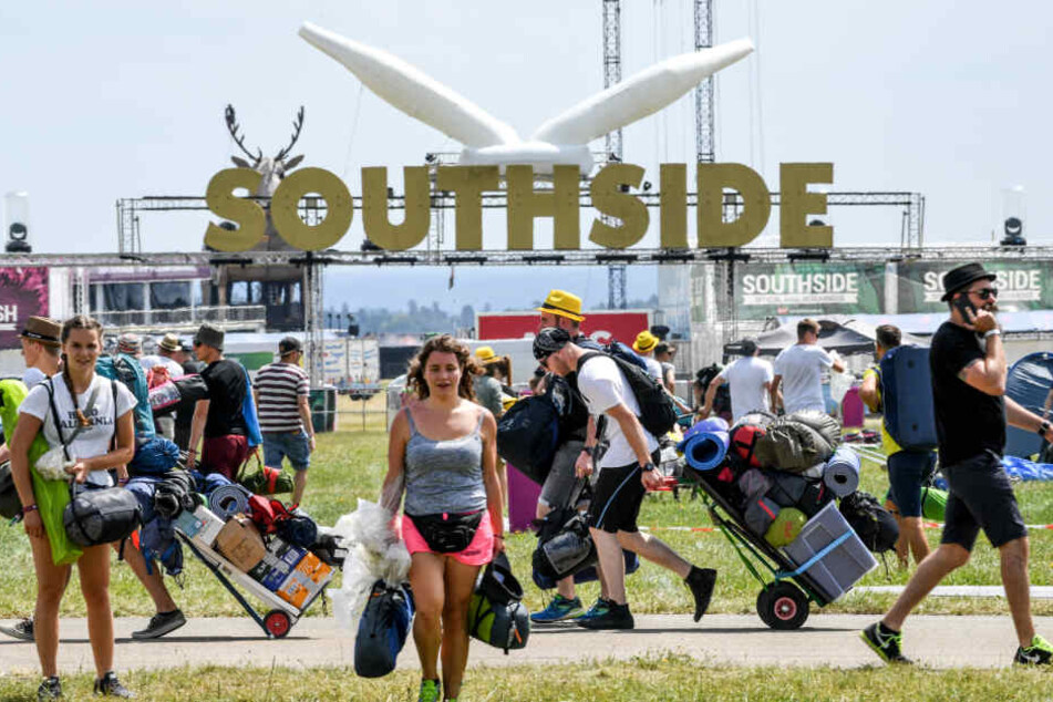 Am Donnerstag reisten bereits Tausende Festivalbesucher an.