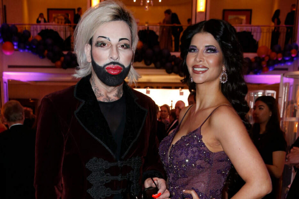 Micaela Schäfer und Harald Glöckner beim Presseball Berlin.