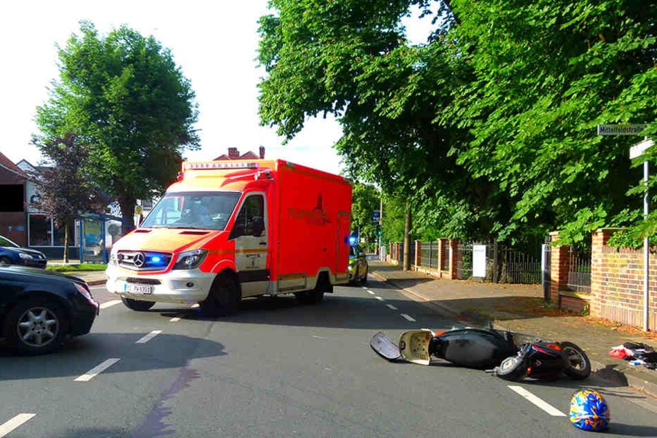 Der Rollerfahrer verlor die Kontrolle und stürzte.