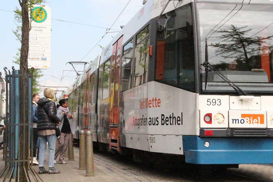 In Bielefeld gibt es vier Stadtbahnlinien, von der eine jetzt noch teurer wird, als ursprünglich gedacht.