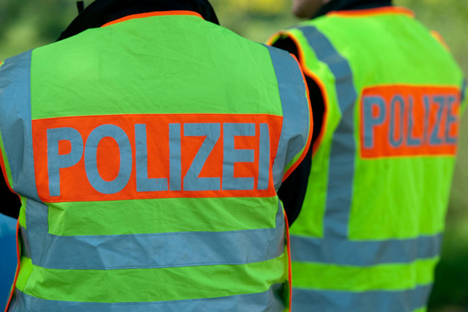 Durch ein Ausweichmanöver konnte der Polizeimeister einen Zusammenstoß verhindern. (Symbolbild)