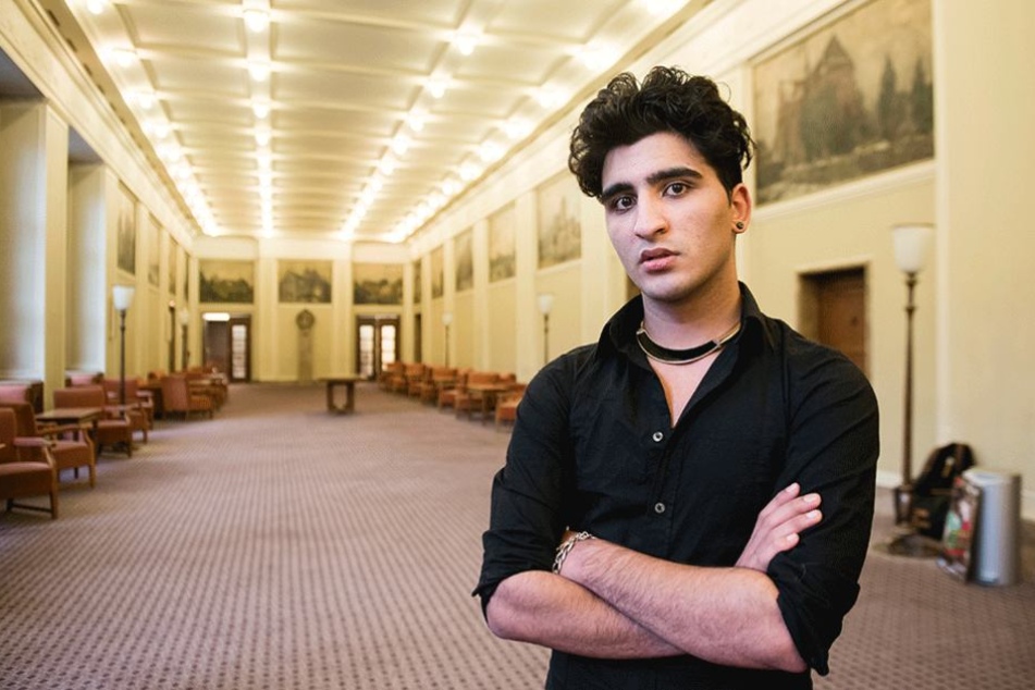 Der Kampf des homosexuellen Moslems Nasser El-Ahmad kommt jetzt im Grips Theater auf die Bühne.
