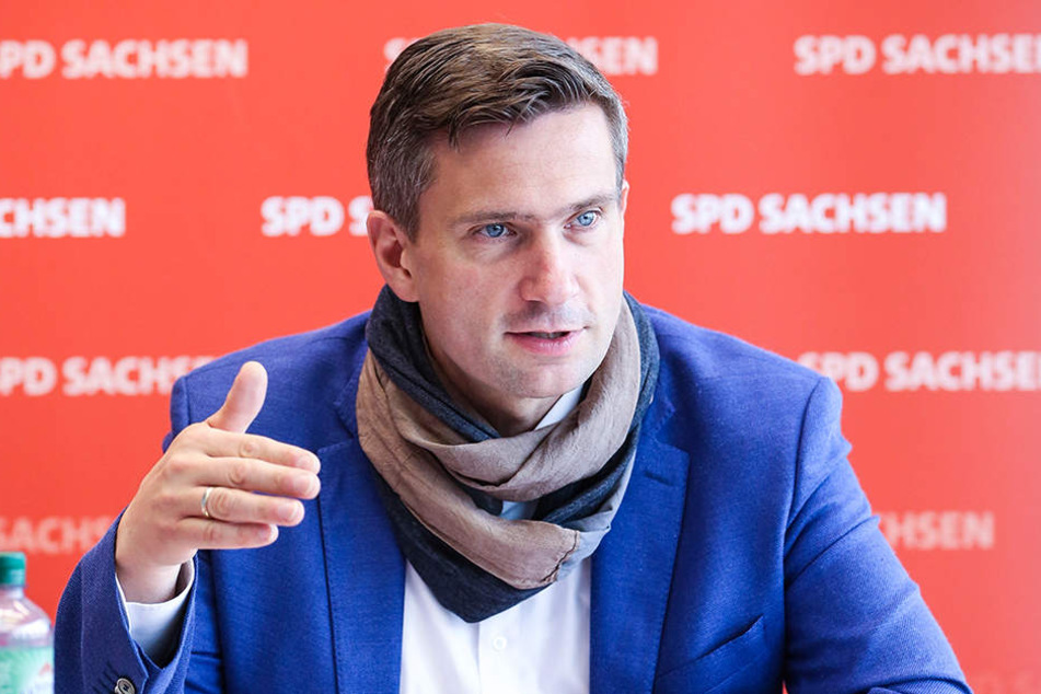 Trommeln für Sachsen: Wirtschaftsminister Martin Dulig (43, SPD) ist in der Staatsregierung zuständig für den Tourismus.