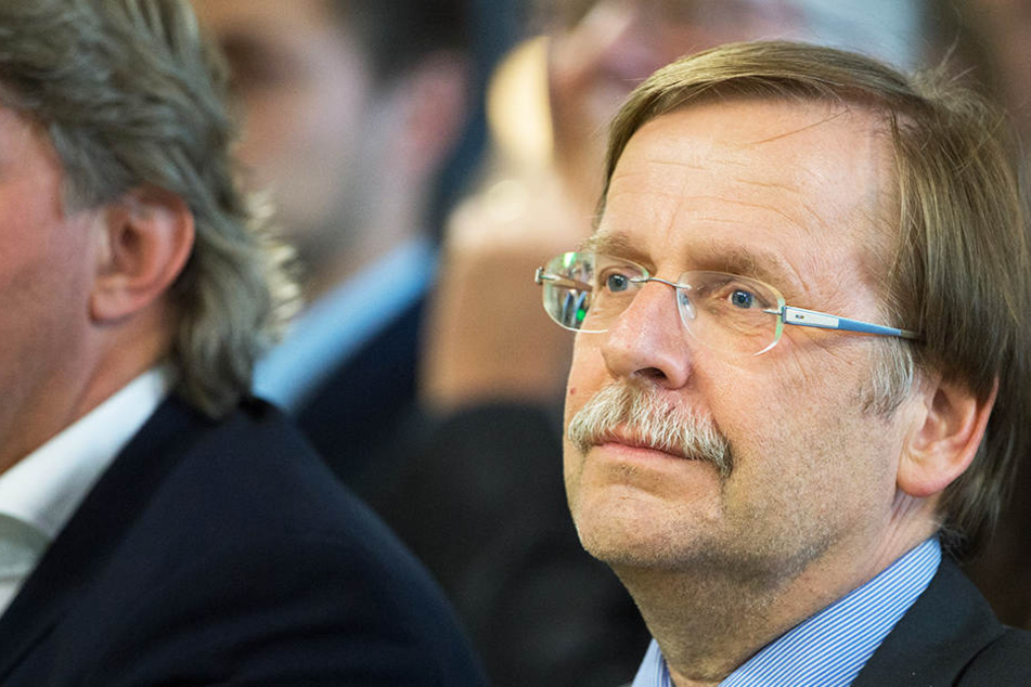DFB-Vizepräsident Rainer Koch kann sich eine Aufsplittung in zwei Dritte Ligen vorstellen.